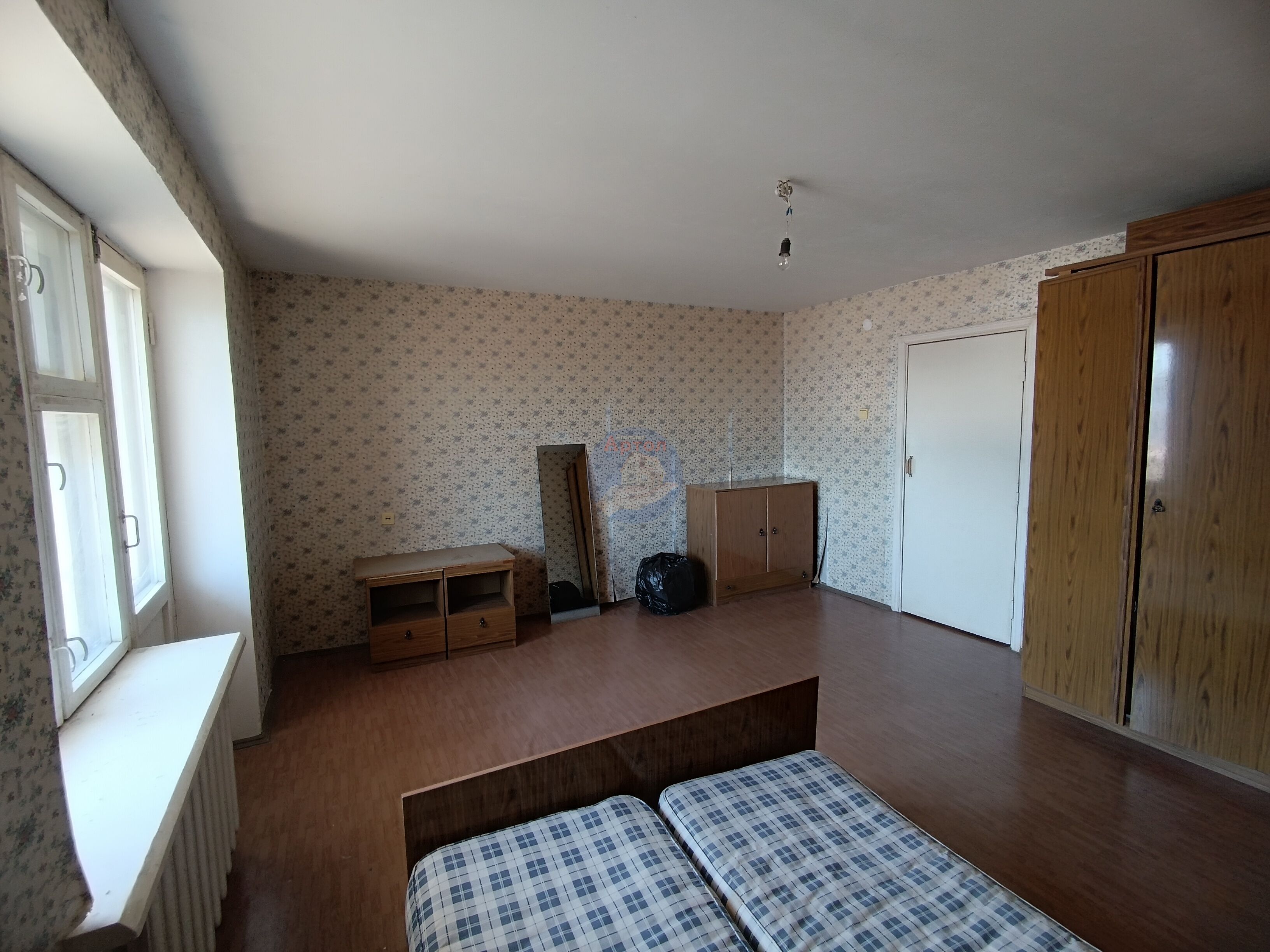 02-1804 2-к квартира по Коммунистической